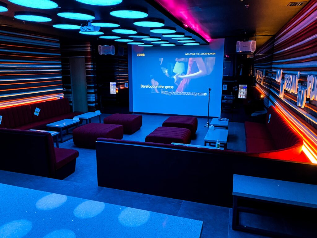 tropicana gardens mall, pj Loud Speaker